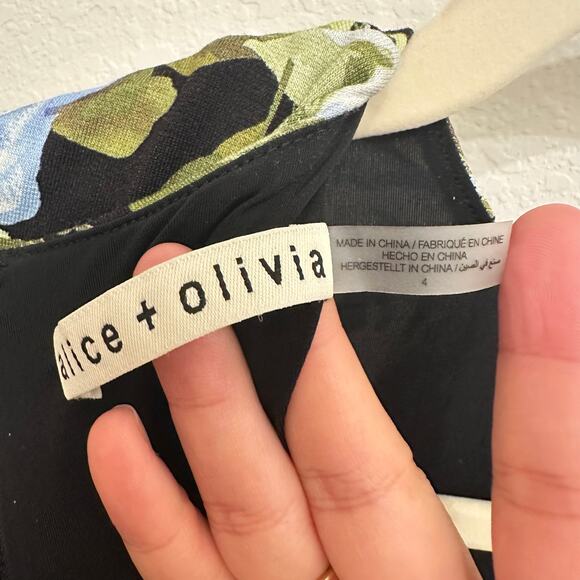 NEW Alice + Olivia Delora Floral Jersey Midi Dress in Smell the Roses Size 4 - Picture 6 of 7